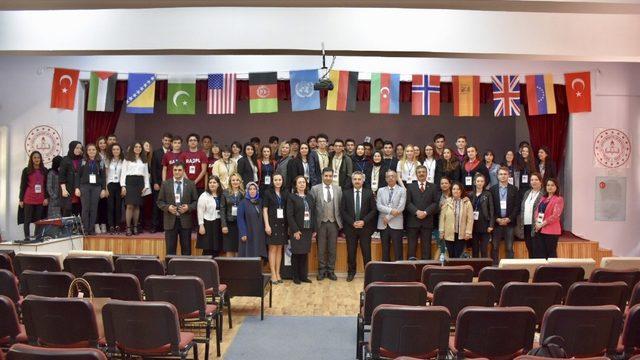 Bilecik’te “Model BM Fenmun19” konferansı düzenlendi