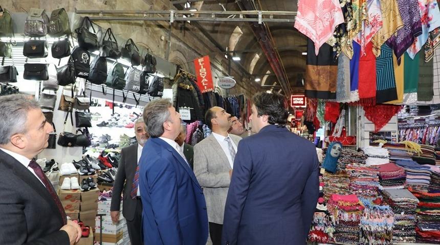 Başkan Palancıoğlu: "Tarihi Kayseri Kapalı &Ccedil;arşı&rsquo;sı bug&uuml;n&uuml;n modern alışveriş merkezleri (AVM) niteliğindedir&rdquo;