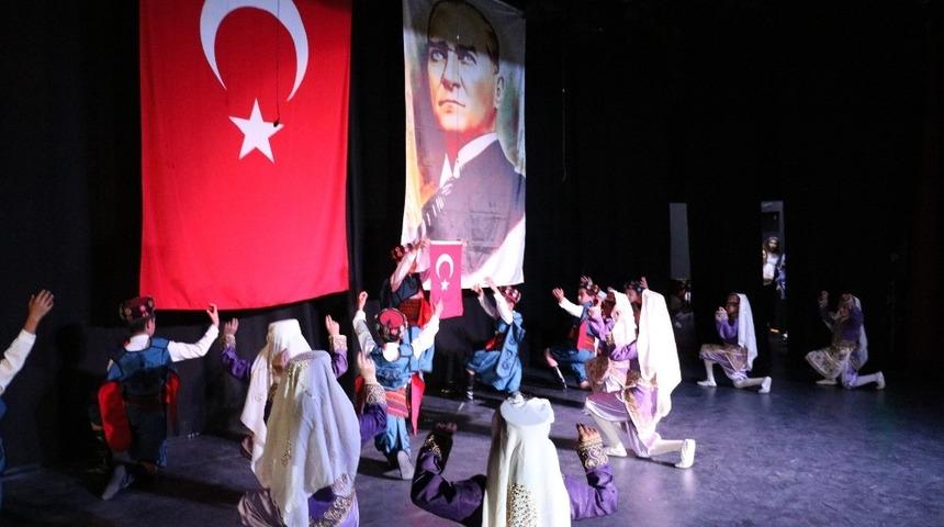 Mülteci çocuklar hünerlerini sergiledi