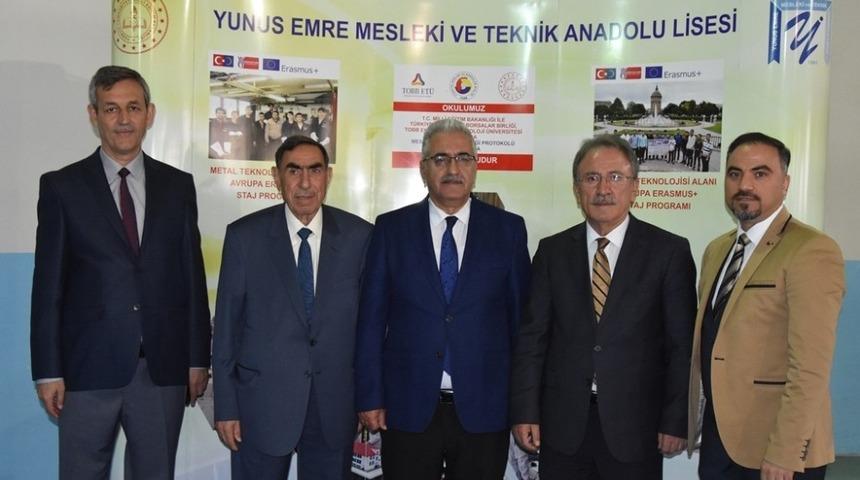 Malatya’da TÜBİTAK 4006 Bilim Fuarı yapıldı