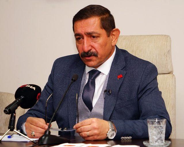 Başkan Vidinlioğlu, “Borçlu bir belediye devraldık”