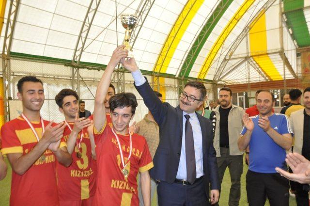 TÜGVA Kızıltepe futbol turnuvası tamamlandı