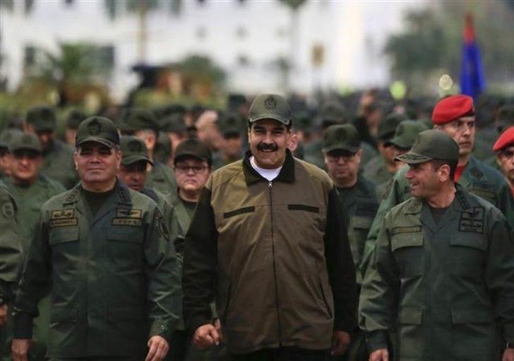 Gövde gösterisi! Yüzlerce asker böyle karşıladı G4