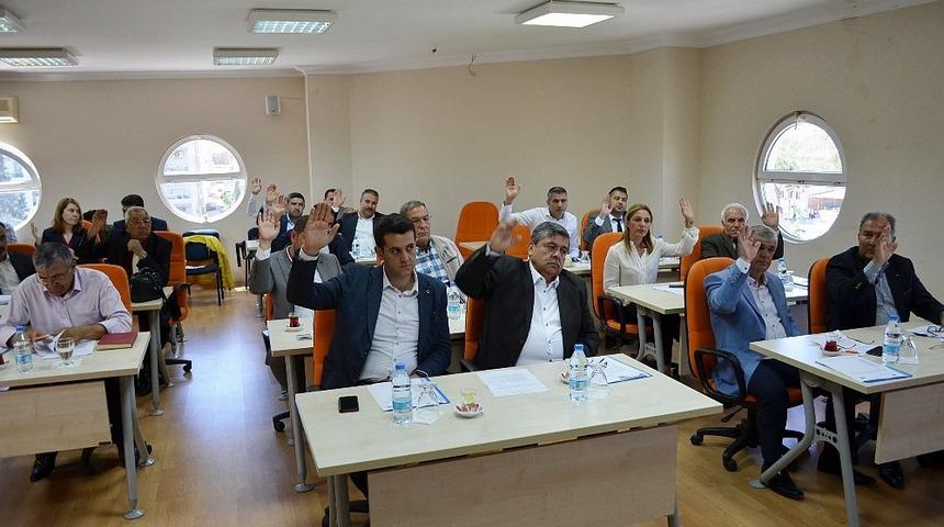 Didim Belediye Meclisi toplantısı Atabay&rsquo;sız yapıldı