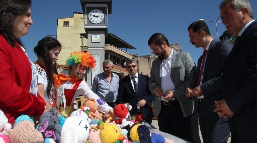 Robot &rsquo;Porsuk&rsquo; g&ouml;r&uuml;c&uuml;ye &ccedil;ıktı