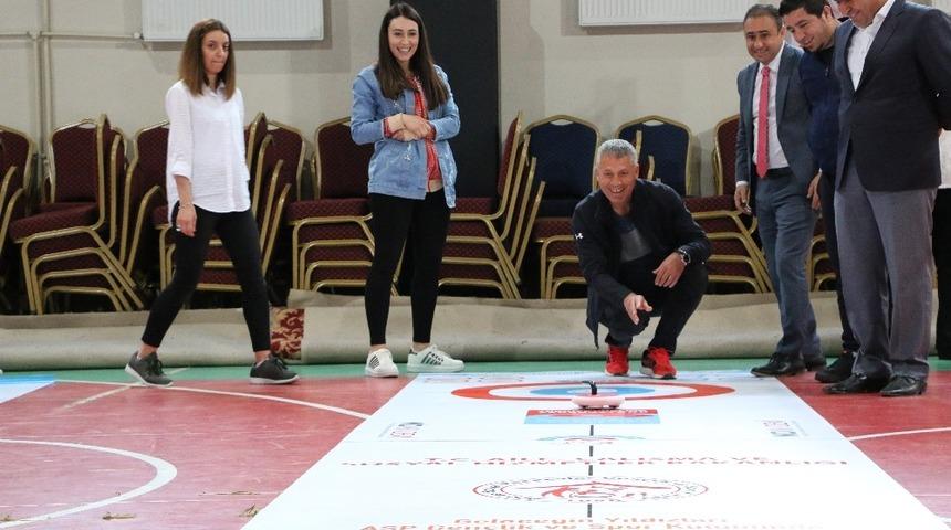 Elazığ&rsquo;da "Floor Curling" b&ouml;lge toplantısı ve  eğitimi
