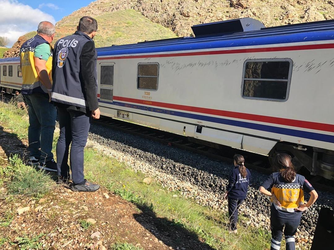 Yardıma giden donup kaldı! Feci &ouml;l&uuml;m