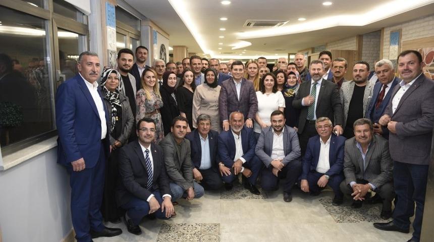 Tütüncü, listeye giremeyen meclis üyesi adaylarıyla buluştu