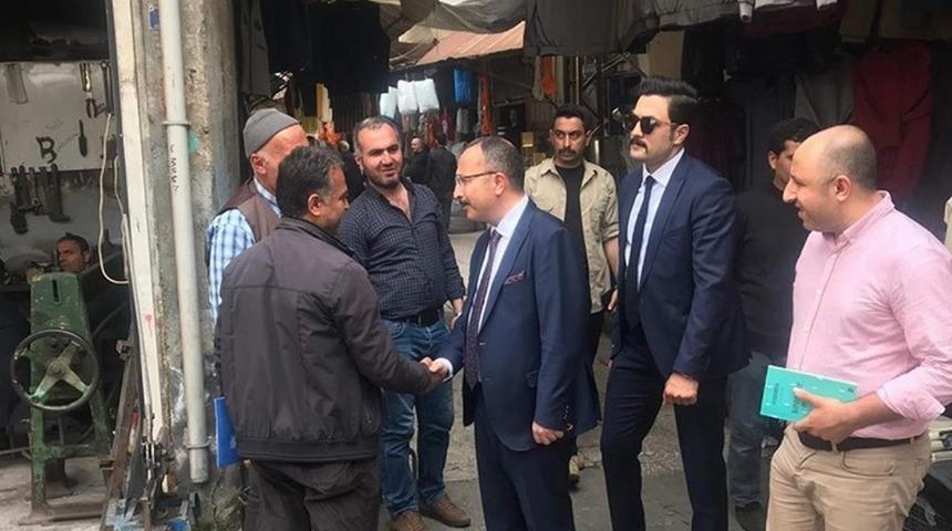 Vali Atik esnafı ziyaret etti