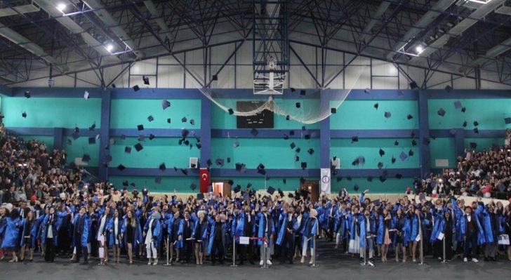 DPÜ’de mezuniyet etkinlikleri başladı G1