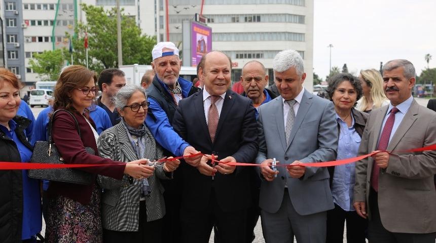 Gen&ccedil;lerin el emekleri sergiledi