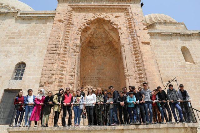 Öğrenciler Mardin’in tarihi dokusunu keşfediyor
