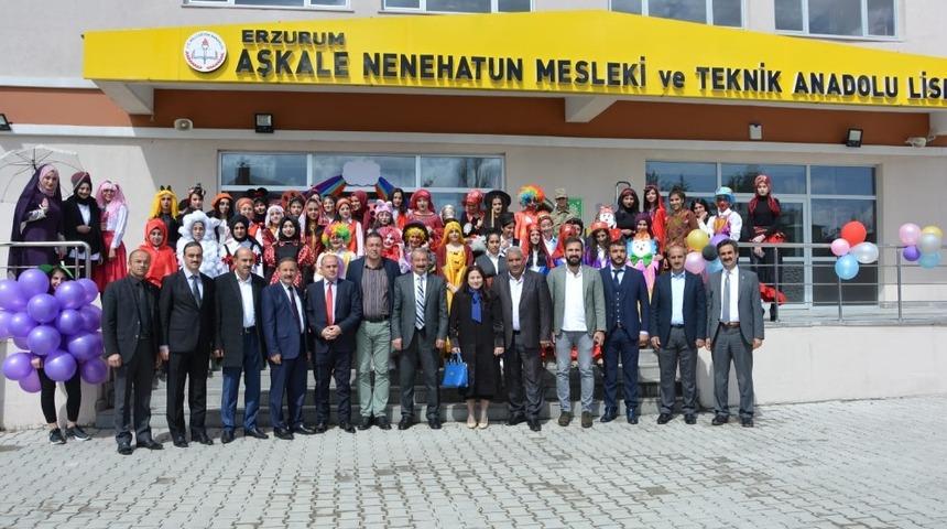 Aşkale Nenehatun Mesleki ve Teknik Anadolu Lisesi &lsquo;Yıl Sonu Sergisi&rsquo; a&ccedil;ıldı