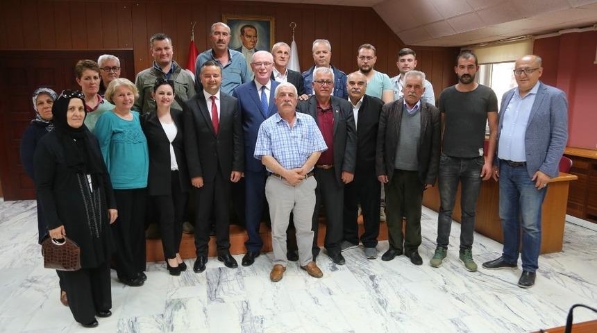 CHP Beylikova il&ccedil;e &ouml;rg&uuml;t&uuml;nden Başkan Kurt&rsquo;a tebrik ziyareti