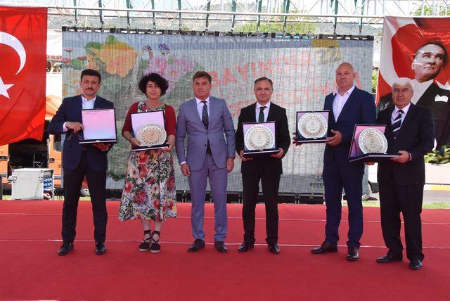 Bayındır &Ccedil;i&ccedil;ek Festivali başladı 2