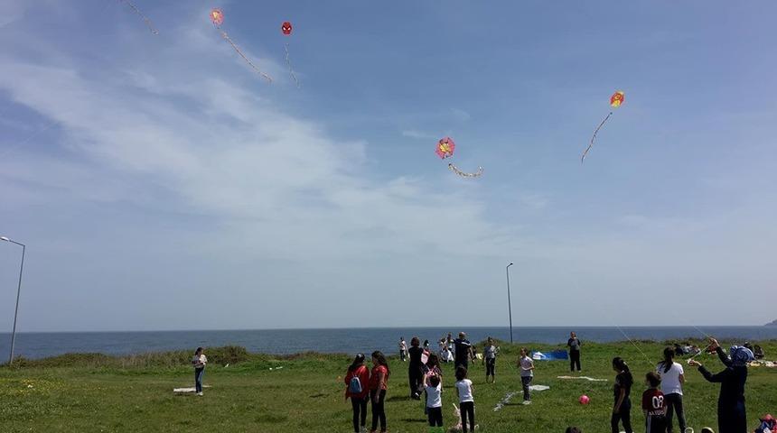 Yason&rsquo;da g&ouml;ky&uuml;z&uuml; u&ccedil;urtmalarla renklendi