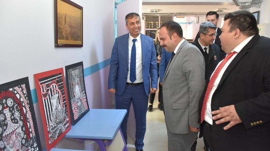 İnönü’de resim ve ebru sergisi