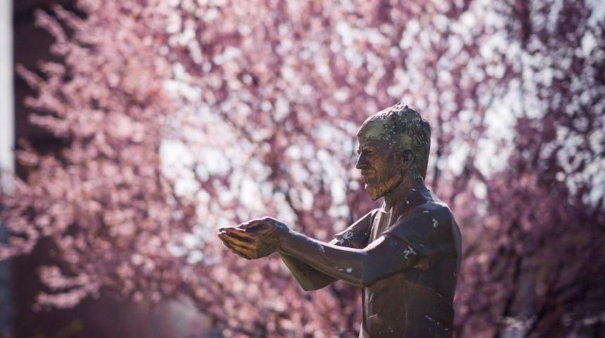 Ali İsmail Korkmaz heykeli yenileniyor