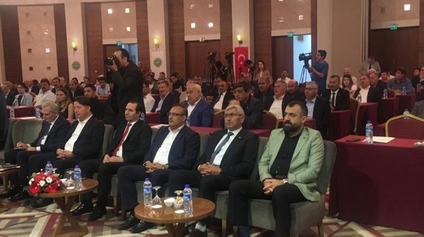 Akın, Küçükbaş Hayvancılık Şurasına katıldı