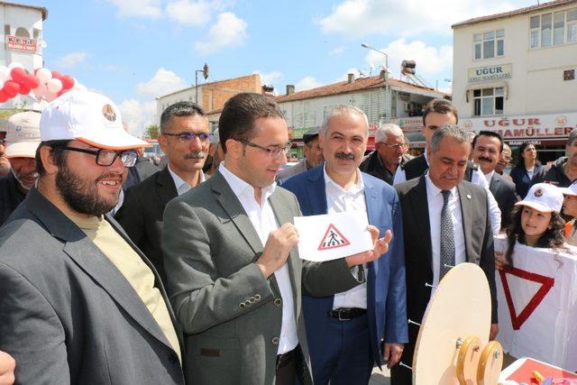 Boğazlıyan’da öğrencilerden trafik haftası etkinliği