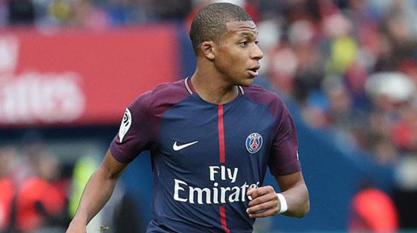 Fransa Futbol Federasyonu'ndan Mbappe'ye 3 maç ceza