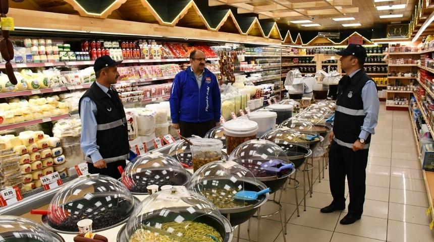 Zabıta ekiplerinden Ramazan denetimi