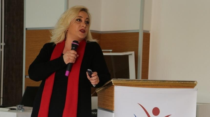 Aktaş: "Engelli &ccedil;ocuklar mahremiyet ve g&uuml;venli yaşam noktasında eğitilmeli"