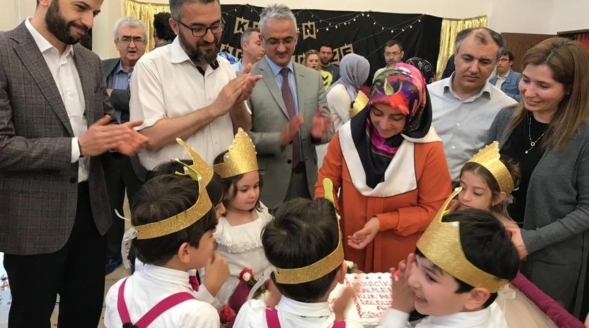 Minik öğrenciler Kur’an okumayı öğrendi