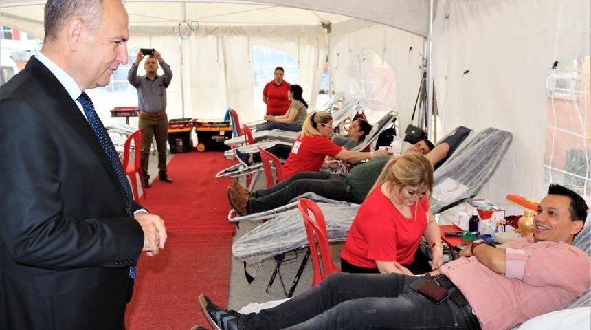 Okulda 500 ünite kan toplandı