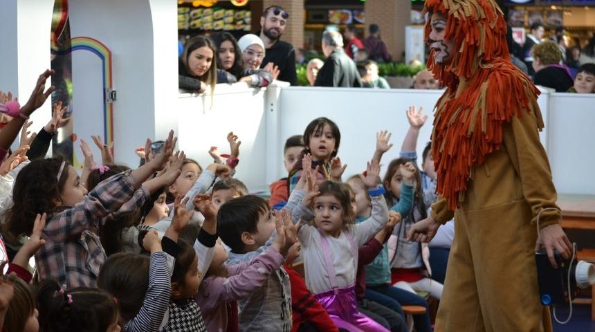 Forum Çamlık Çocuk Kulübü etkinlikleri Mayıs ayında hız kesmeden devam ediyor