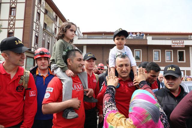Kayıp torunu 17 saat sonra bulunan babaanne: B&ouml;yle korku yaşamadım 4