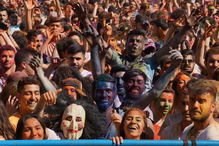 Balonfest ADÜ’lü öğrencileri coşturdu G1