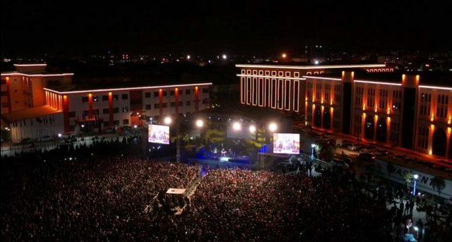 GAÜN ’Bahar Şenliği’nde gece yolcuları rüzgarı esti