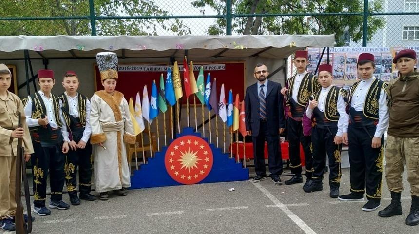 Okulun proje tanıtım sergisi ilgi çekti