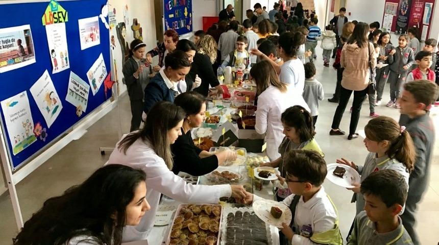 L&ouml;semili &ccedil;ocuklar yararına kermes