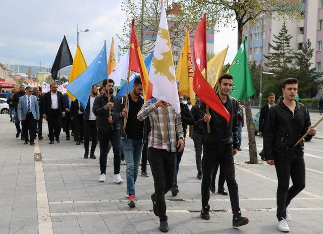 Sivas’ta Türkçülük günü yürüyüşü düzenlendi