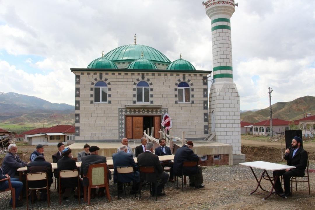 G&uuml;zelsu mahallesi camisine kavuştu