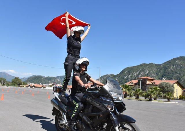 'Yunus' timleri, turistik ilçelerde göreve hazır