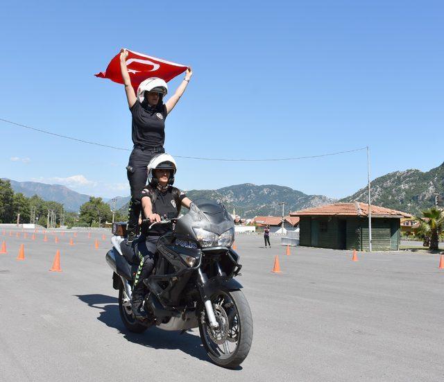 'Yunus' timleri, turistik ilçelerde göreve hazır