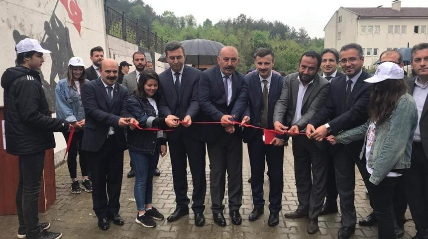 G&ouml;k&ccedil;ebey Anadolu Lisesi &ouml;ğrencileri h&uuml;nerlerini sergiledi