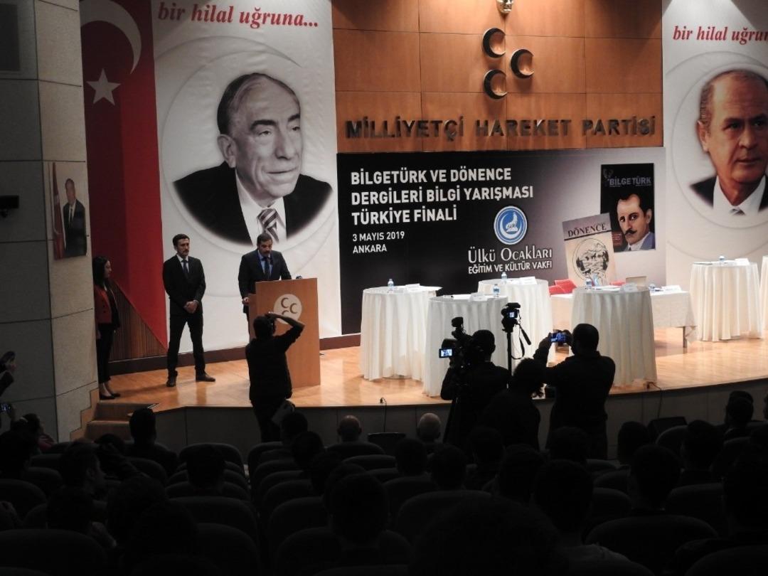 Bilge T&uuml;rk ve D&ouml;nence Dergileri bilgi yarışması finali