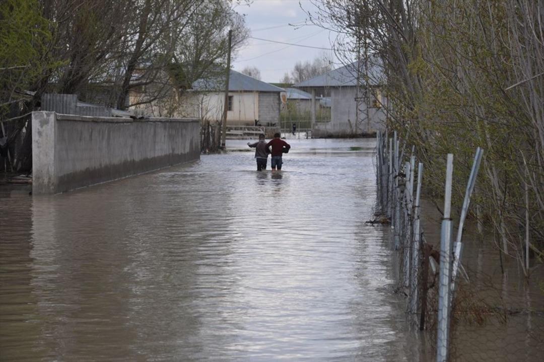 Muş'ta sel ve su baskını 