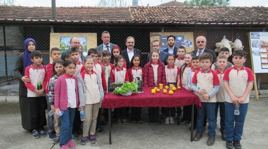 &Uuml;reten Okulun &Uuml;retim Ser&uuml;veni