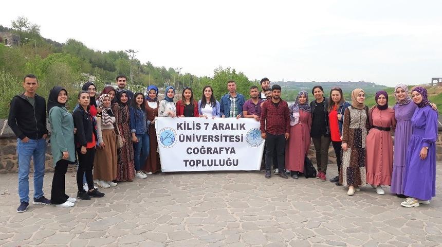 Coğrafya bölümü öğrencilerinden arazi çalışması