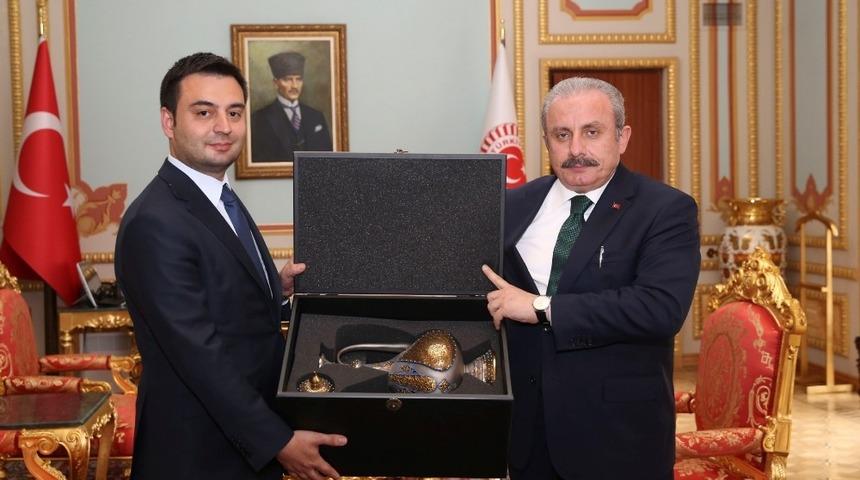 &Ccedil;orlu TSO Başkanı Volkan TBMM Başkanı Şentop ile g&ouml;r&uuml;şt&uuml;