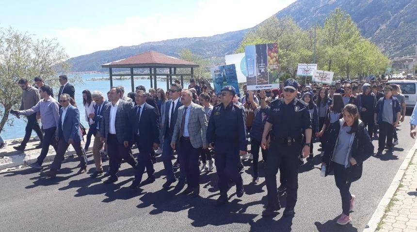 Eğirdir&rsquo;de  sağlık i&ccedil;in y&uuml;r&uuml;d&uuml;ler