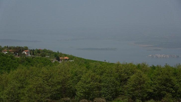 Bu köye gelip manzarasını görenler hayran kalıyor  G2