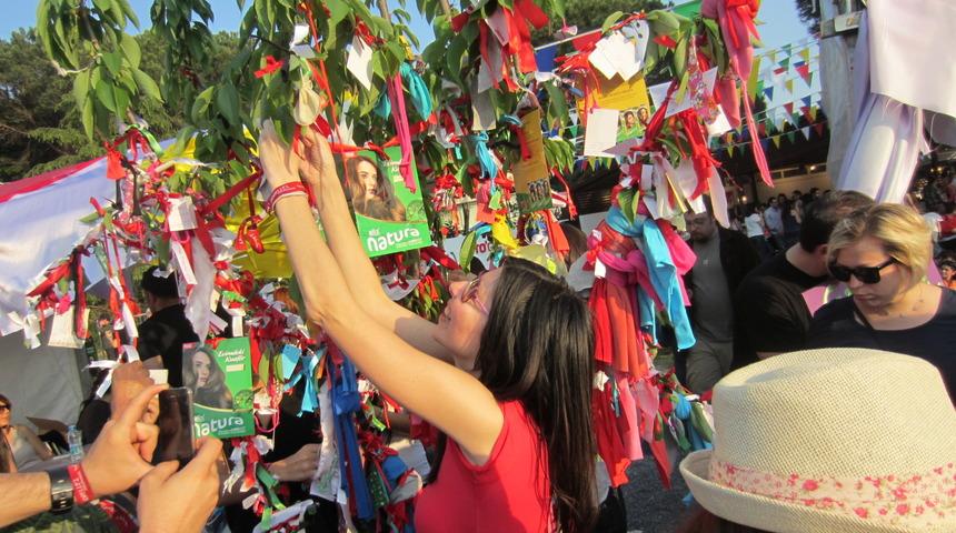 Y&uuml;zlerce yıldır kutlanan buluşma: Hıdırellez!