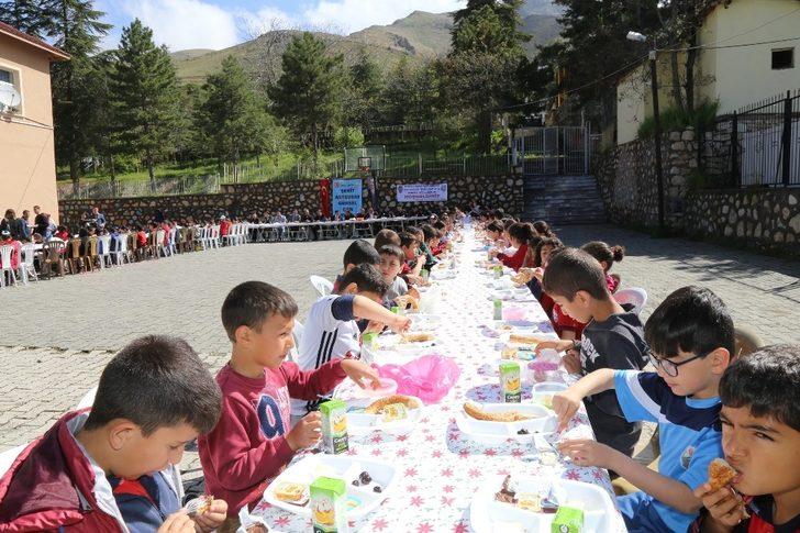 Pertek ilçesinde "Trafik Haftası" etkinlikleri G5