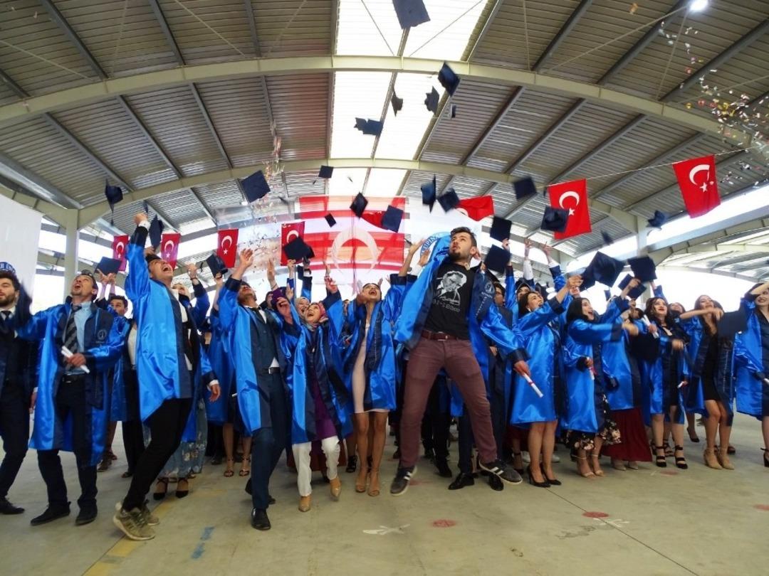 Hisarcık MYO&rsquo;dan 155 &ouml;ğrenci mezun oldu